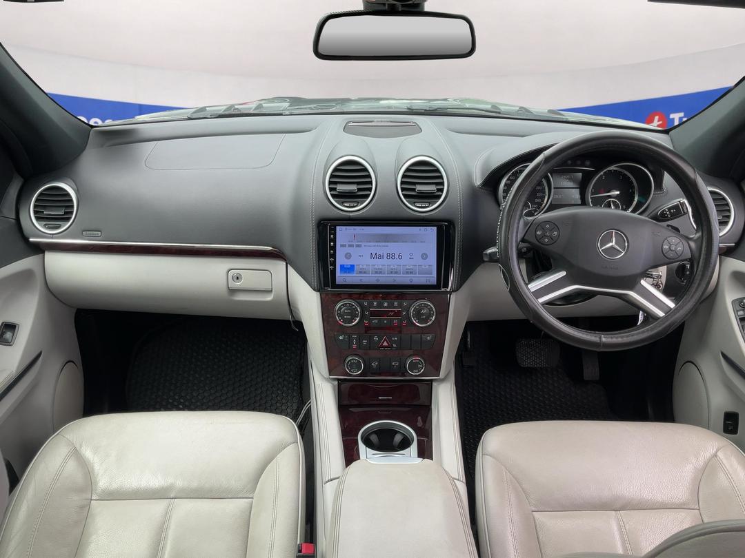 Photo '17' of Mercedes-Benz GL-Class