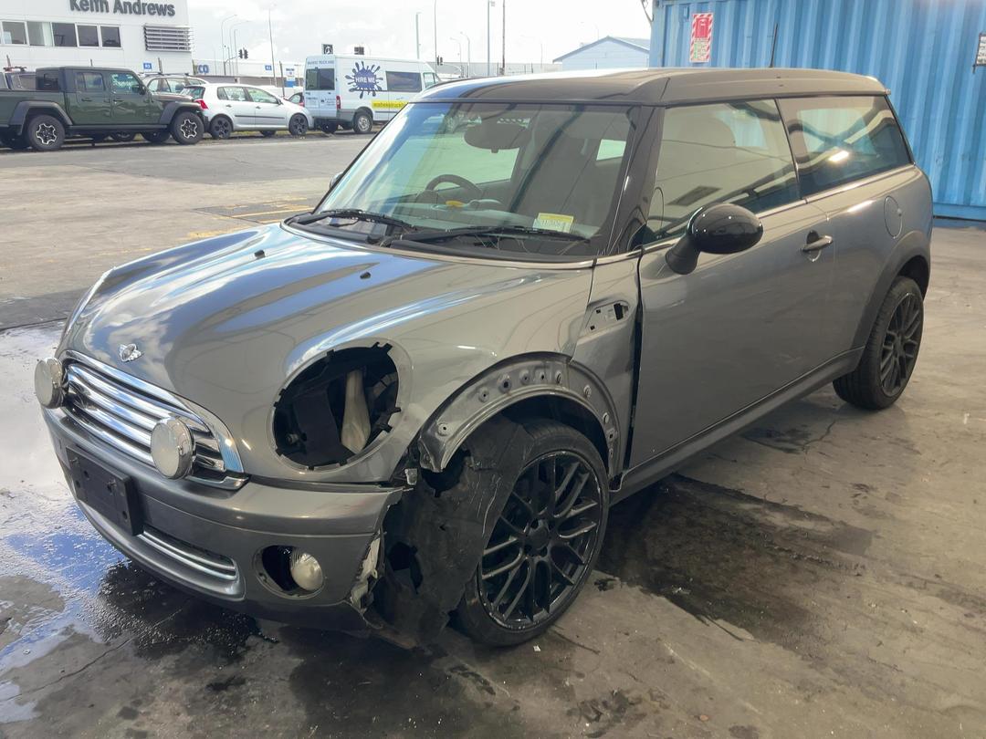 Photo '3' of Mini Clubman Cooper Photo '3' of Mini Clubman Cooper
