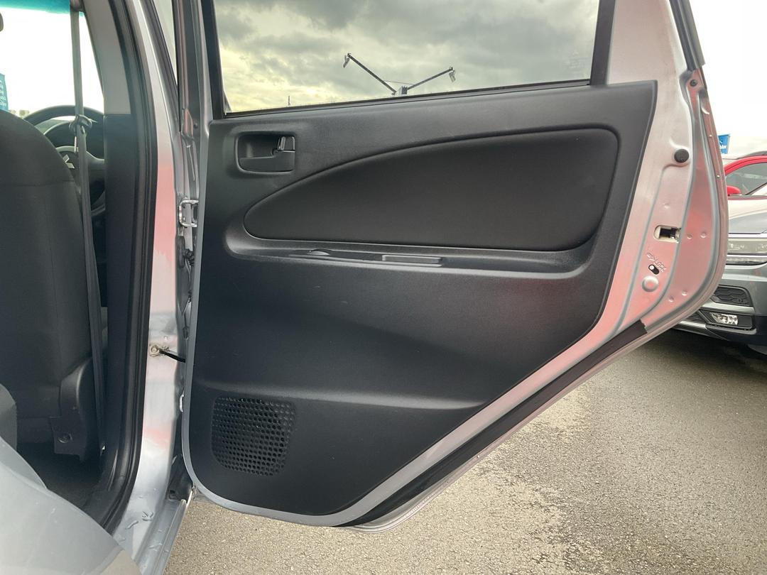 Photo '19' of Mitsubishi Colt