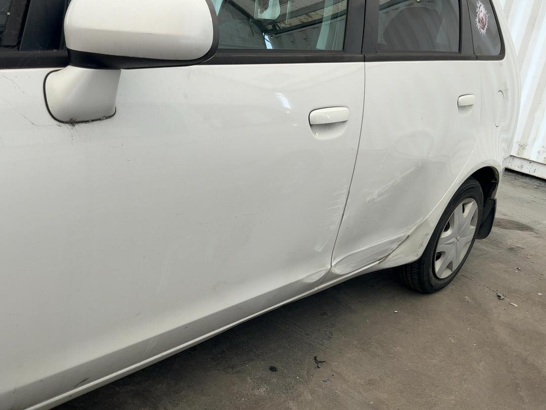 Photo '2' of Mitsubishi Colt Photo '2' of Mitsubishi Colt