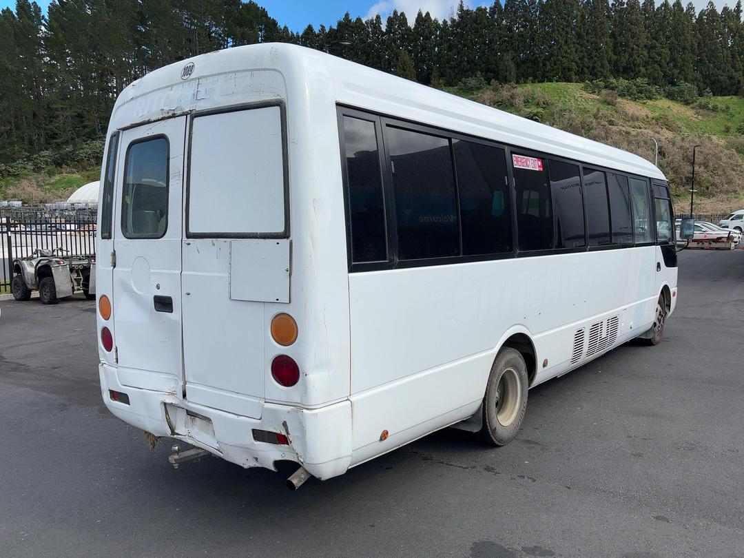 Photo '3' of Mitsubishi Fuso Rosa LWB Custom Auto Bus