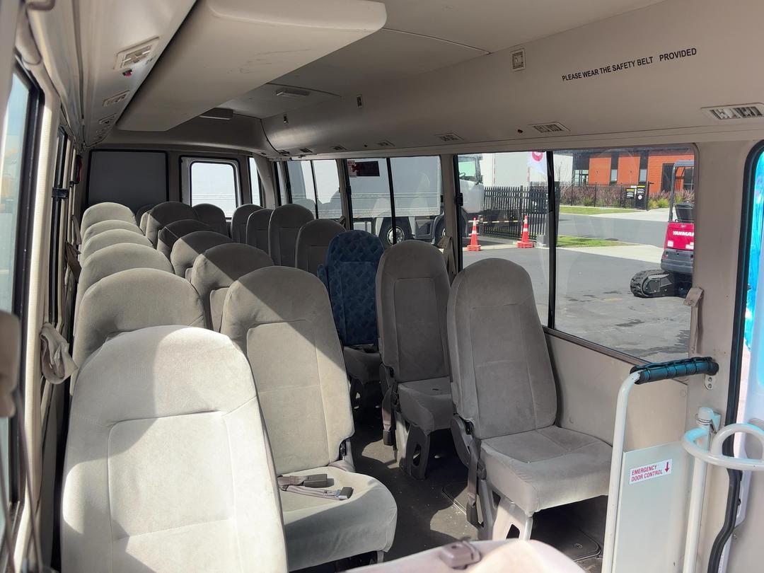 Photo '24' of Mitsubishi Fuso Rosa LWB Custom Auto Bus