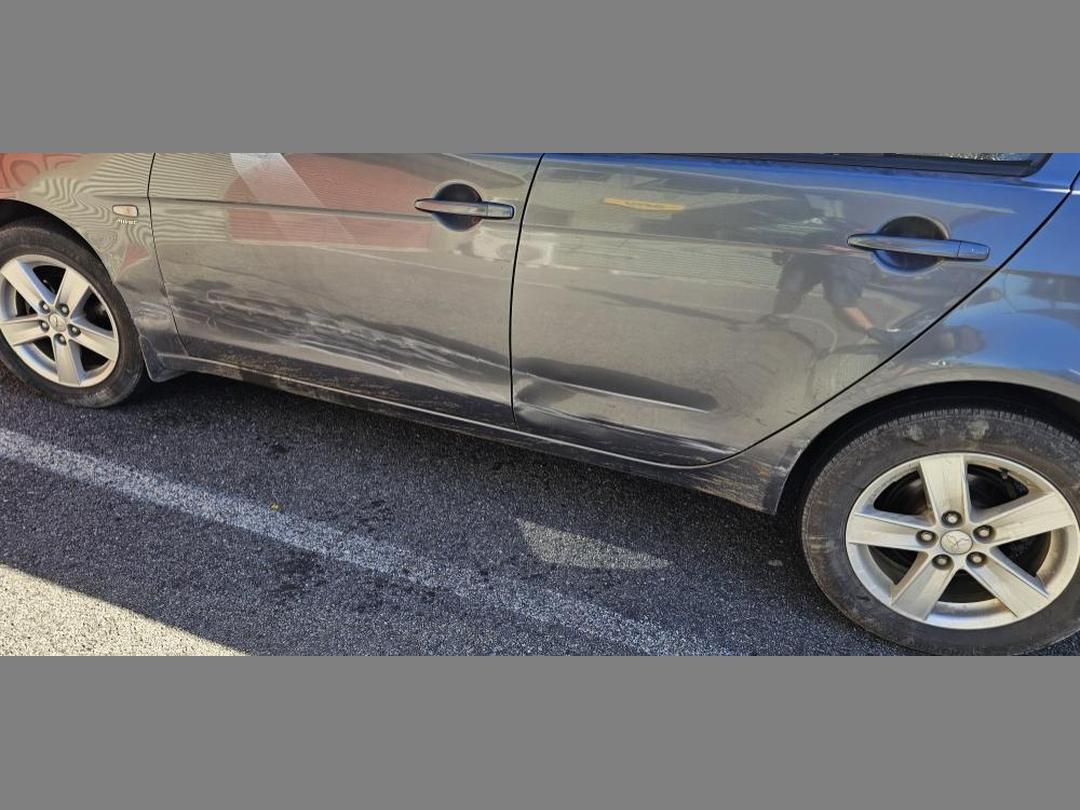 Photo '4' of Mitsubishi Lancer ES