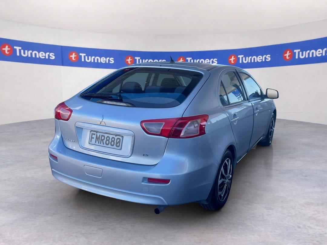 Photo '7' of Mitsubishi Lancer
