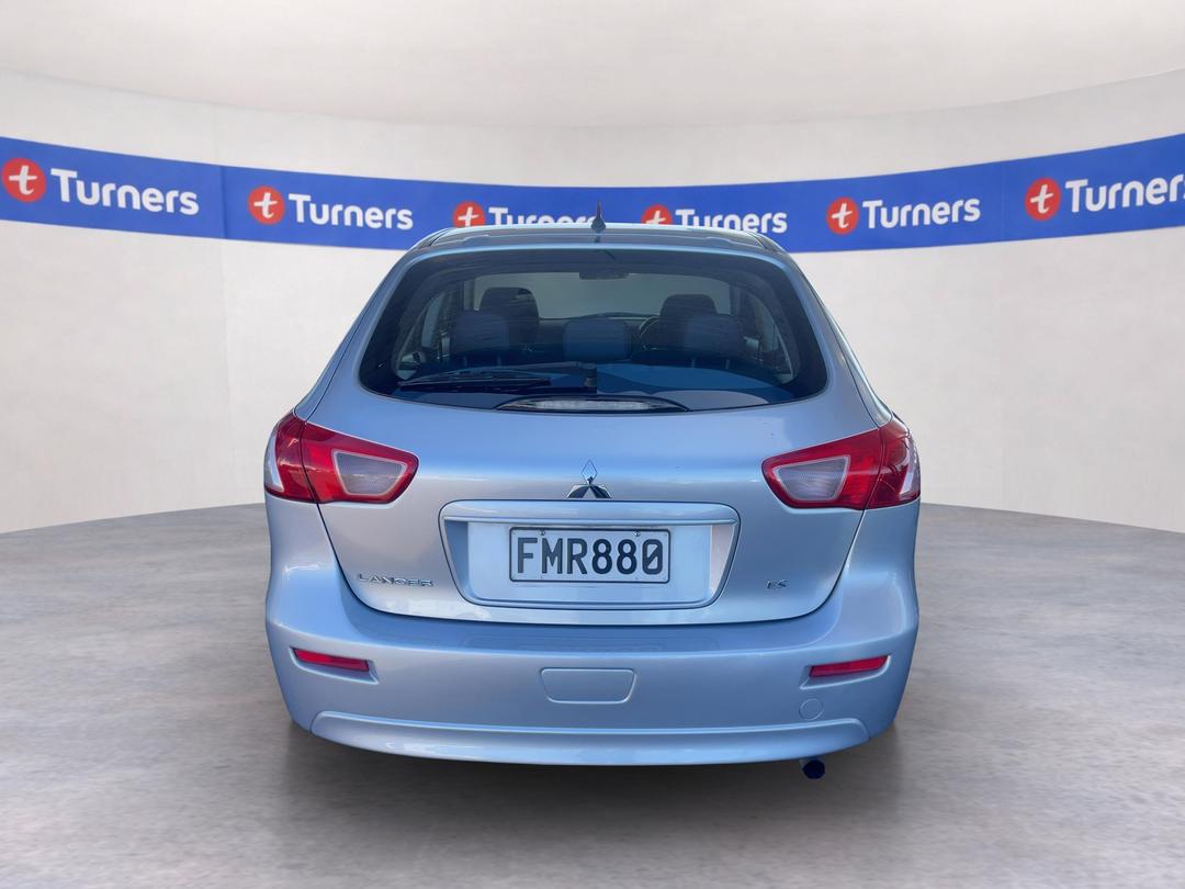 Photo '6' of Mitsubishi Lancer
