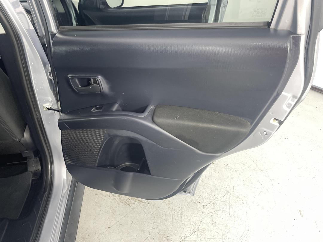 Photo '19' of Mitsubishi Outlander