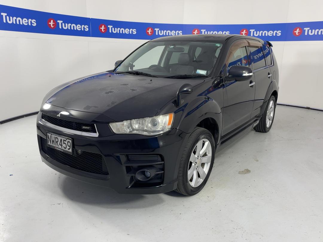 Photo '4' of Mitsubishi Outlander