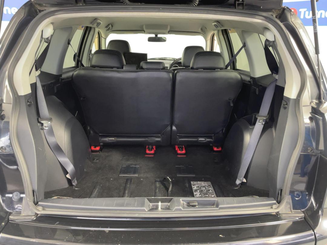 Photo '14' of Mitsubishi Outlander