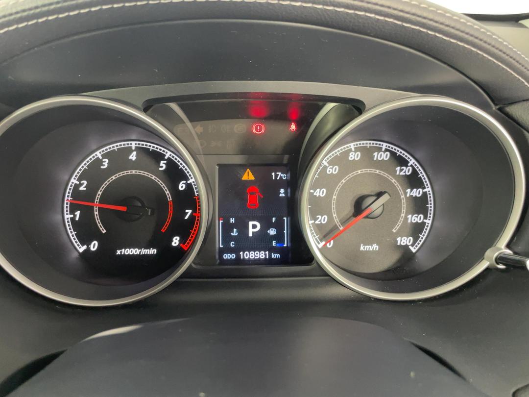 Photo '21' of Mitsubishi Outlander
