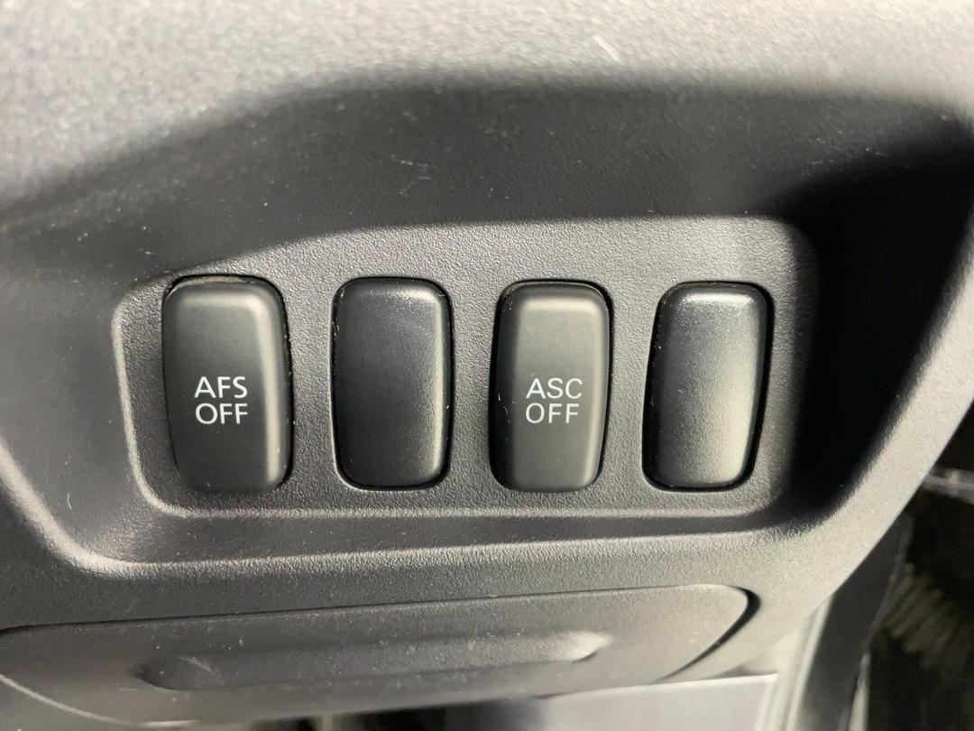 Photo '23' of Mitsubishi Outlander