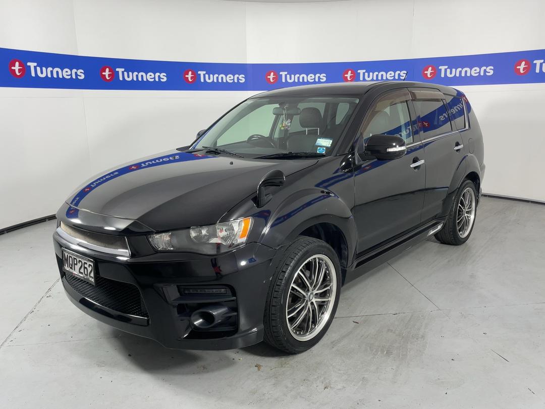 Photo '4' of Mitsubishi Outlander