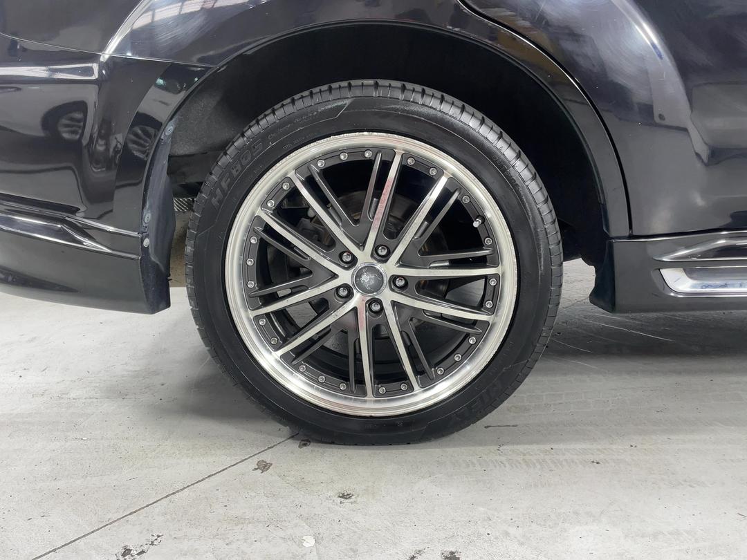 Photo '12' of Mitsubishi Outlander