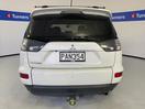 Thumbnail '5' of Mitsubishi Outlander