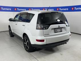 Photo '5' of Mitsubishi Outlander