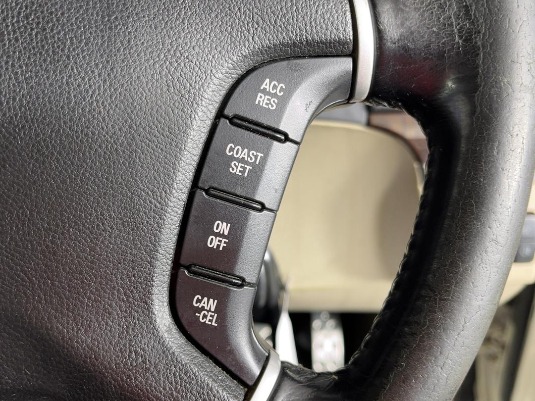 Photo '23' of Mitsubishi Pajero