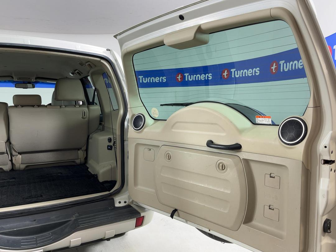 Photo '32' of Mitsubishi Pajero