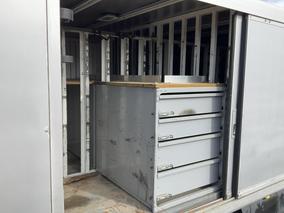 Photo '25' of Nissan Atlas 2 AXLE BOX BODY Bottle Body