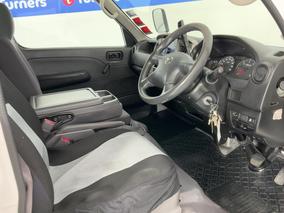 Photo '16' of Nissan Caravan