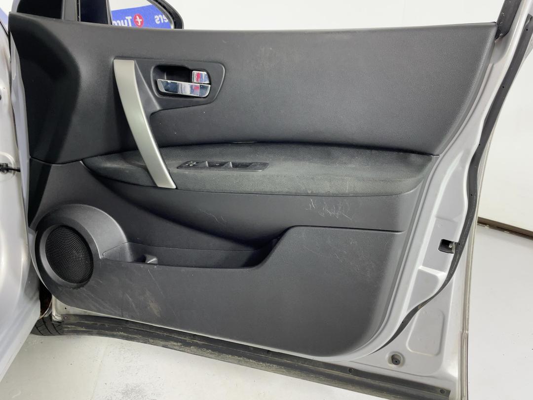 Photo '15' of Nissan Dualis