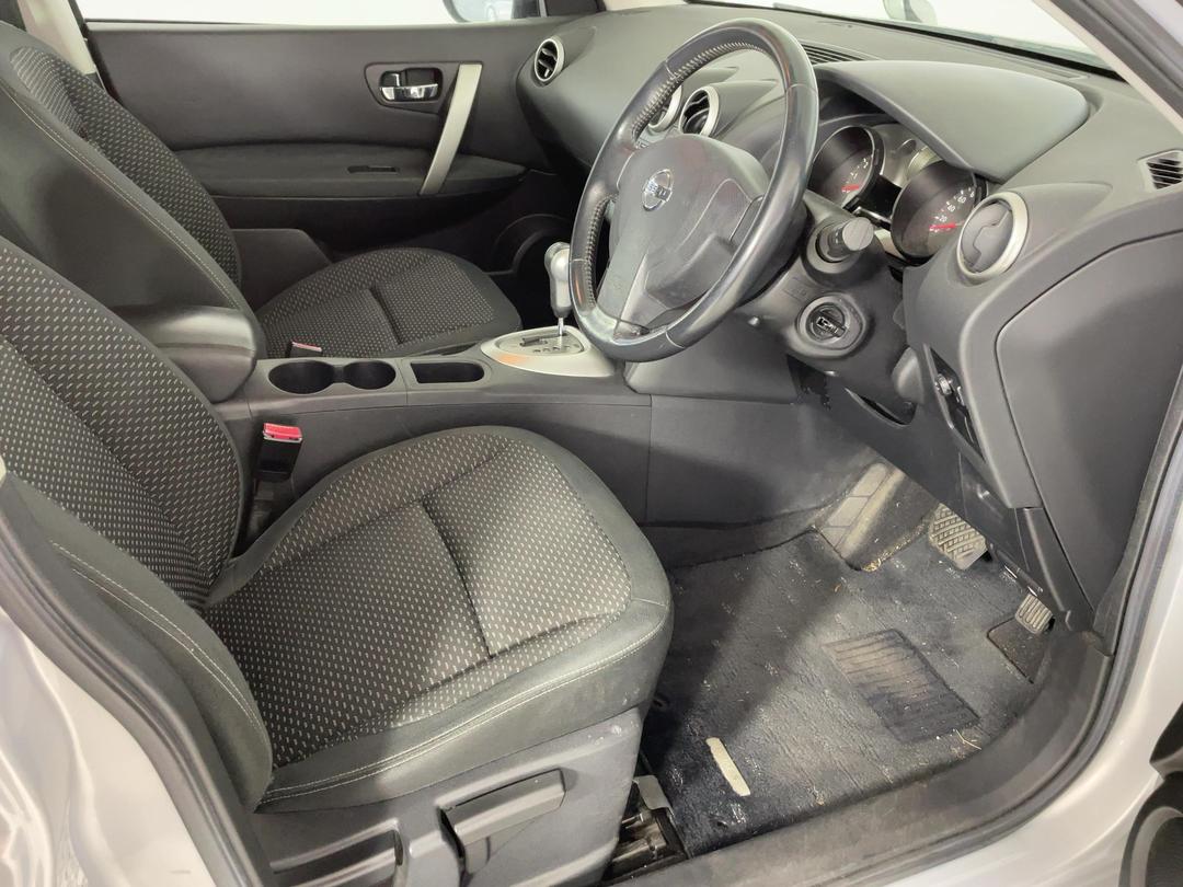 Photo '16' of Nissan Dualis