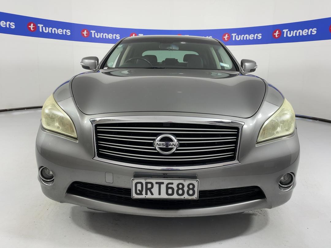 Photo '2' of Nissan Fuga