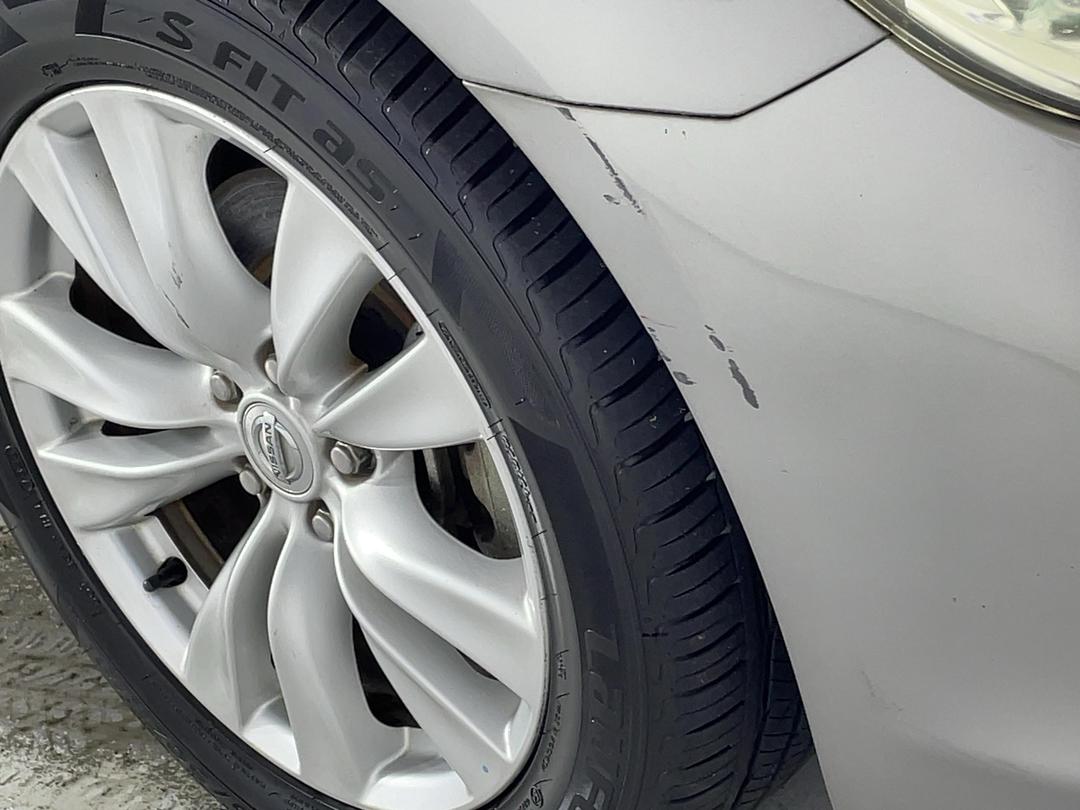 Photo '24' of Nissan Fuga