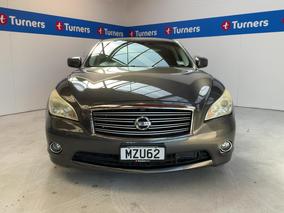 Photo '2' of Nissan Fuga