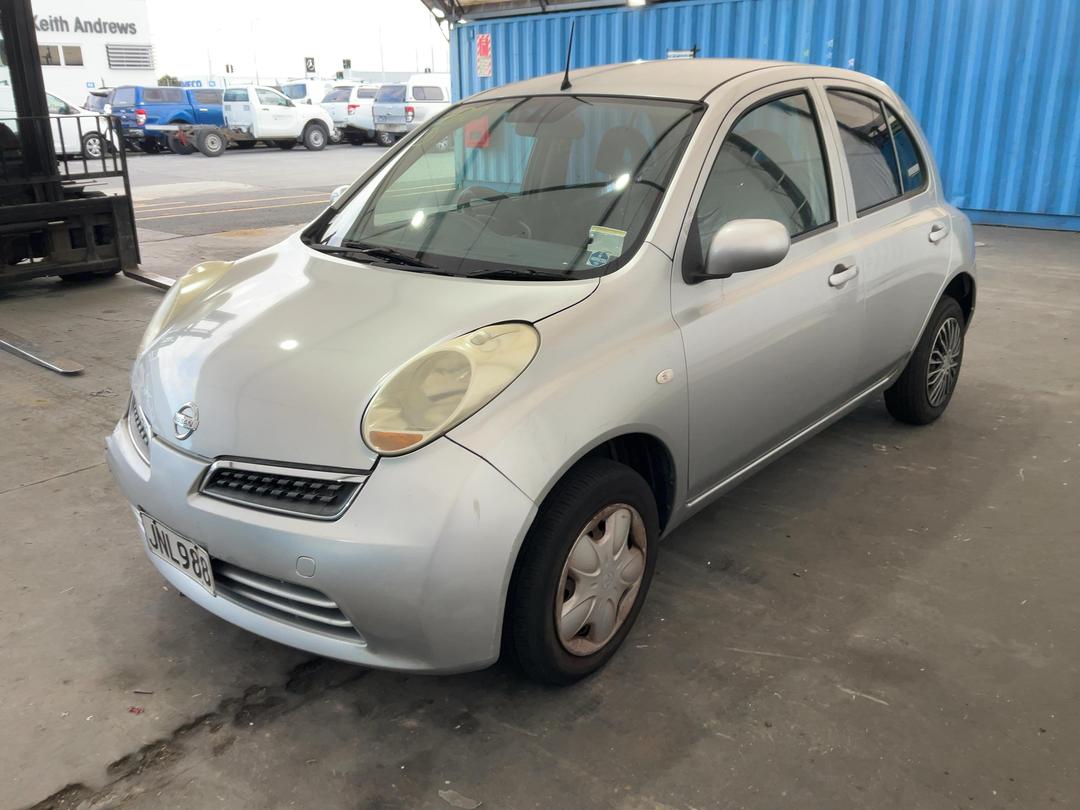 Photo '6' of Nissan March