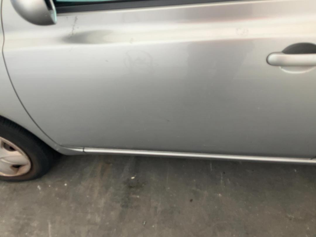 Photo '9' of Nissan March