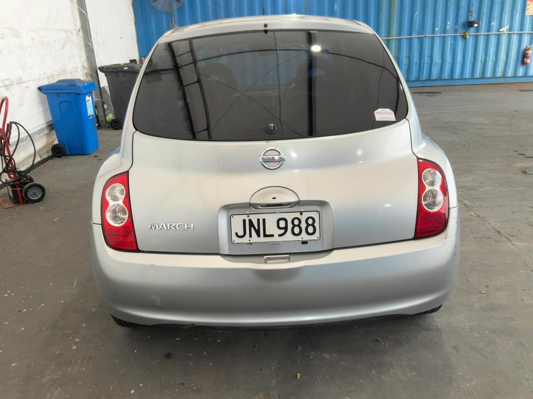 Photo '14' of Nissan March