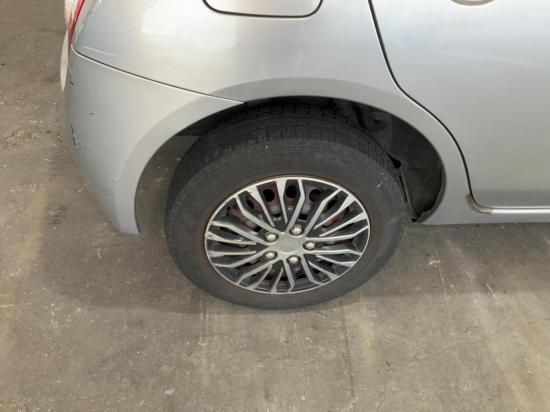 Photo '19' of Nissan March