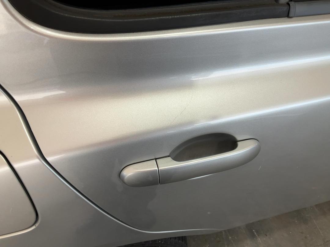 Photo '20' of Nissan March