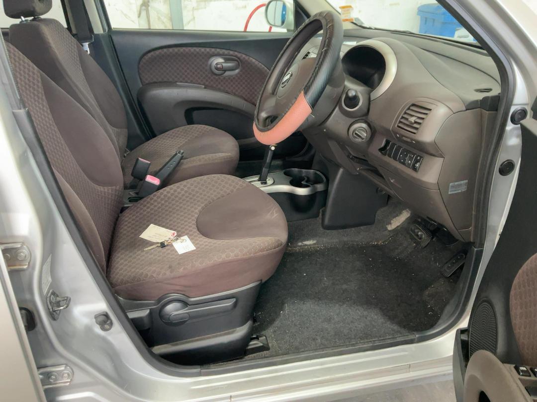 Photo '23' of Nissan March