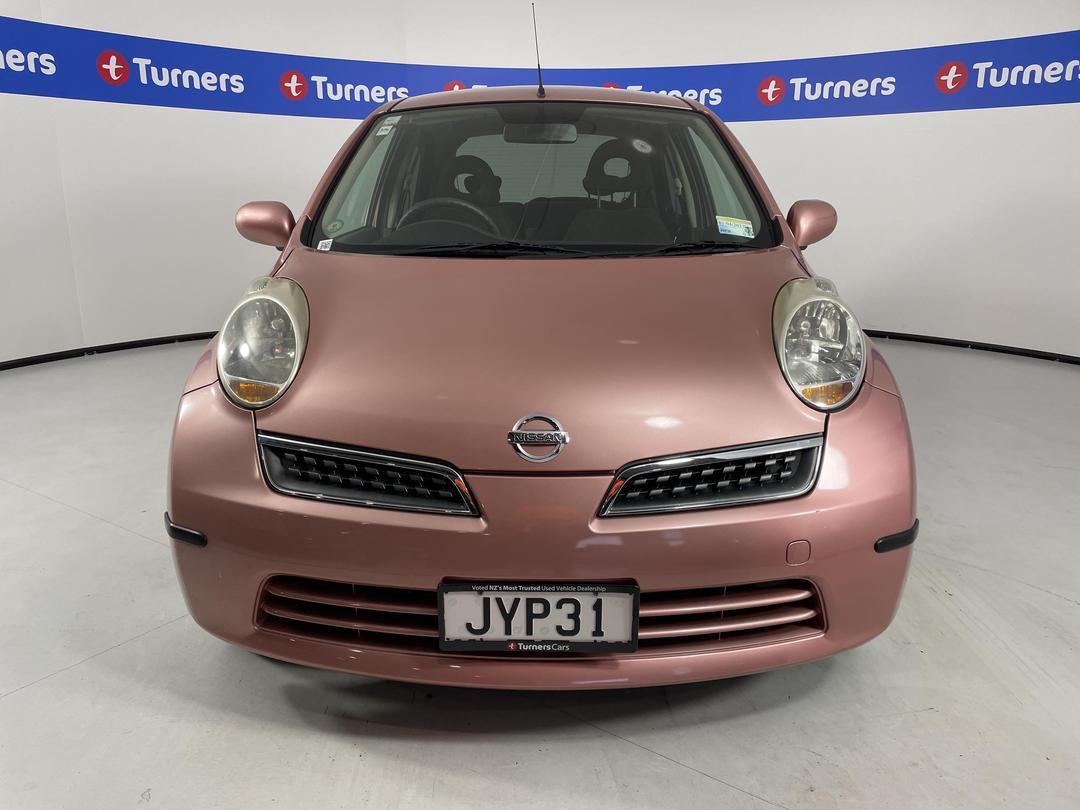 Photo '2' of Nissan March