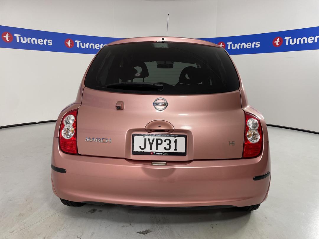 Photo '6' of Nissan March