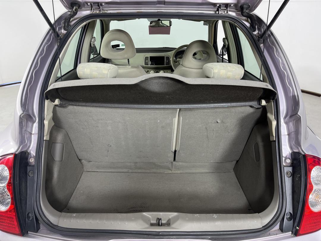 Photo '12' of Nissan Micra