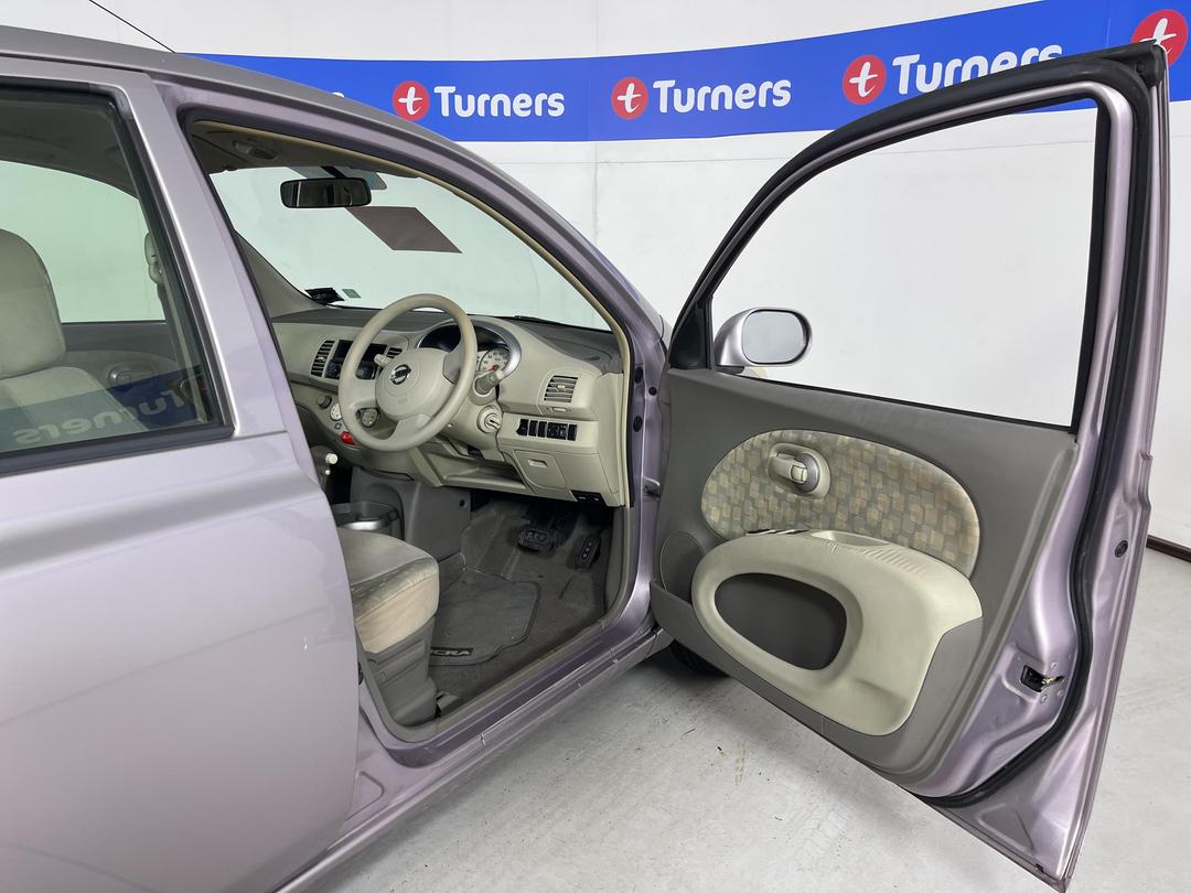 Photo '13' of Nissan Micra