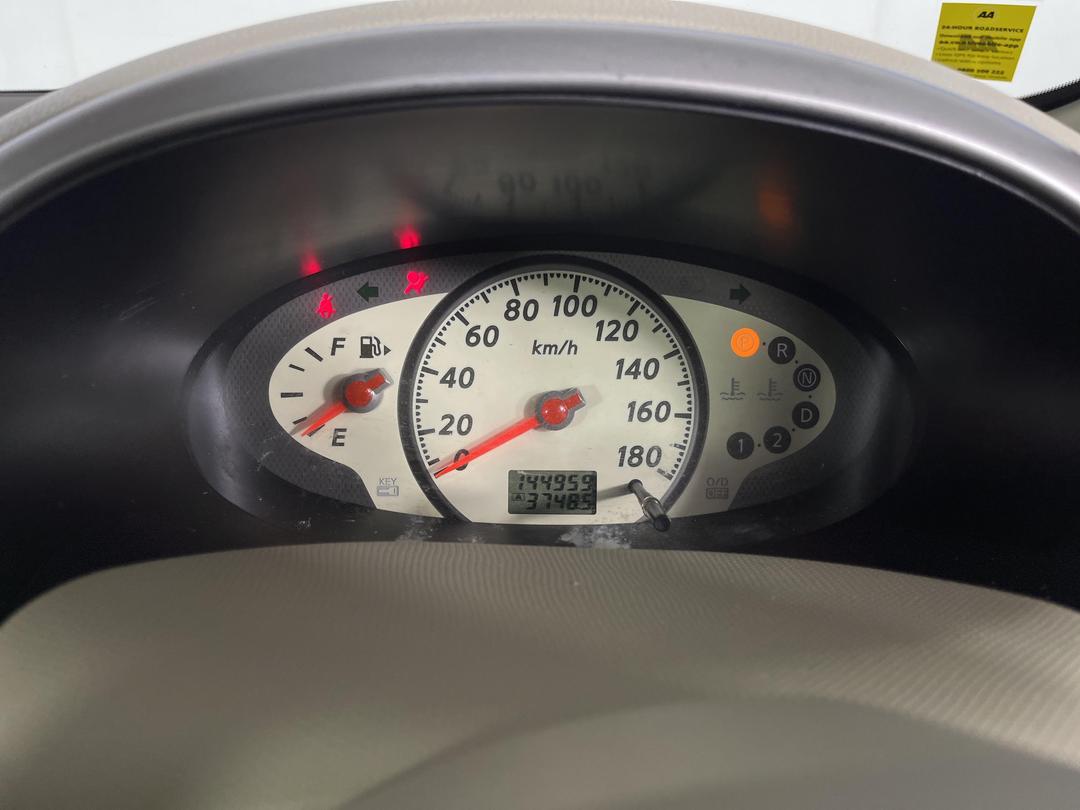 Photo '19' of Nissan Micra