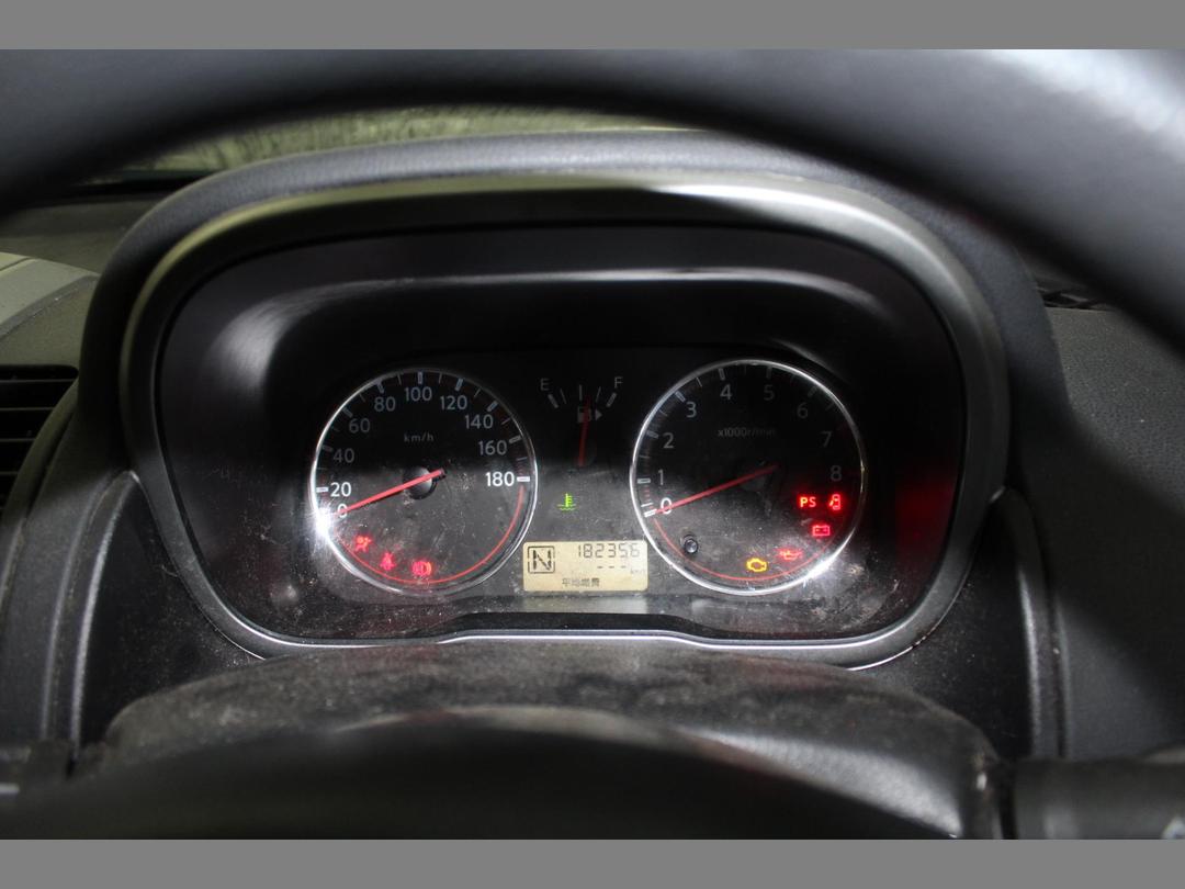 Photo '12' of Nissan Note Photo '12' of Nissan Note