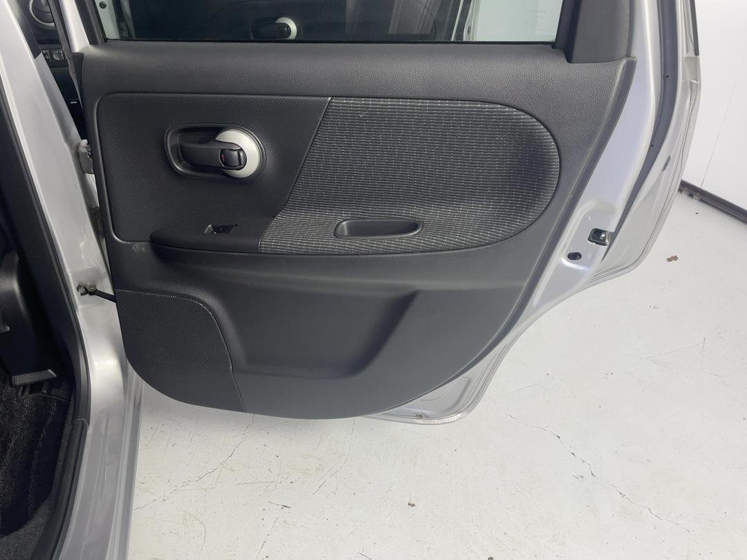 Photo '19' of Nissan Note
