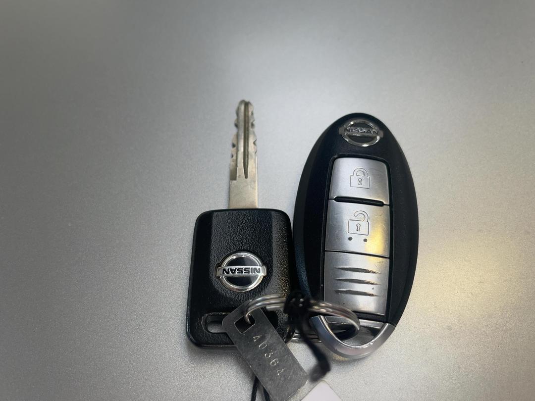 Photo '22' of Nissan Note