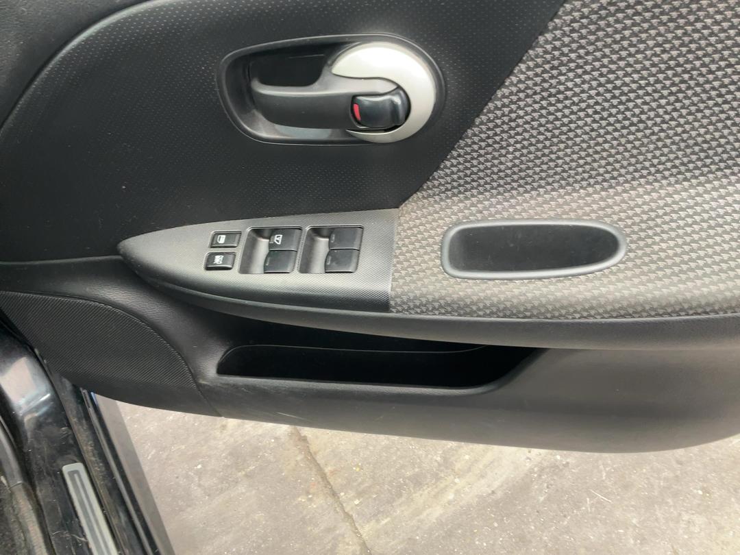 Photo '8' of Nissan Note Autech Photo '8' of Nissan Note Autech