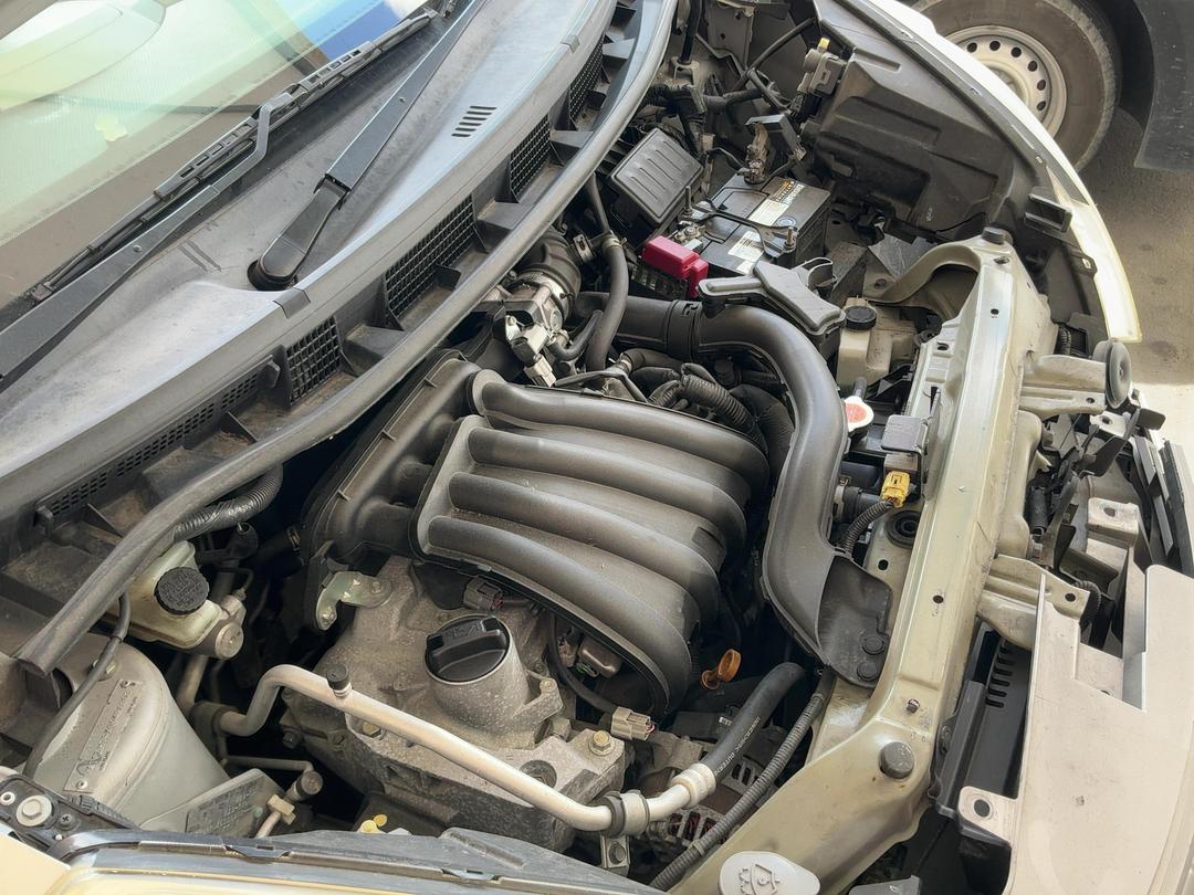 Photo '12' of Nissan Note