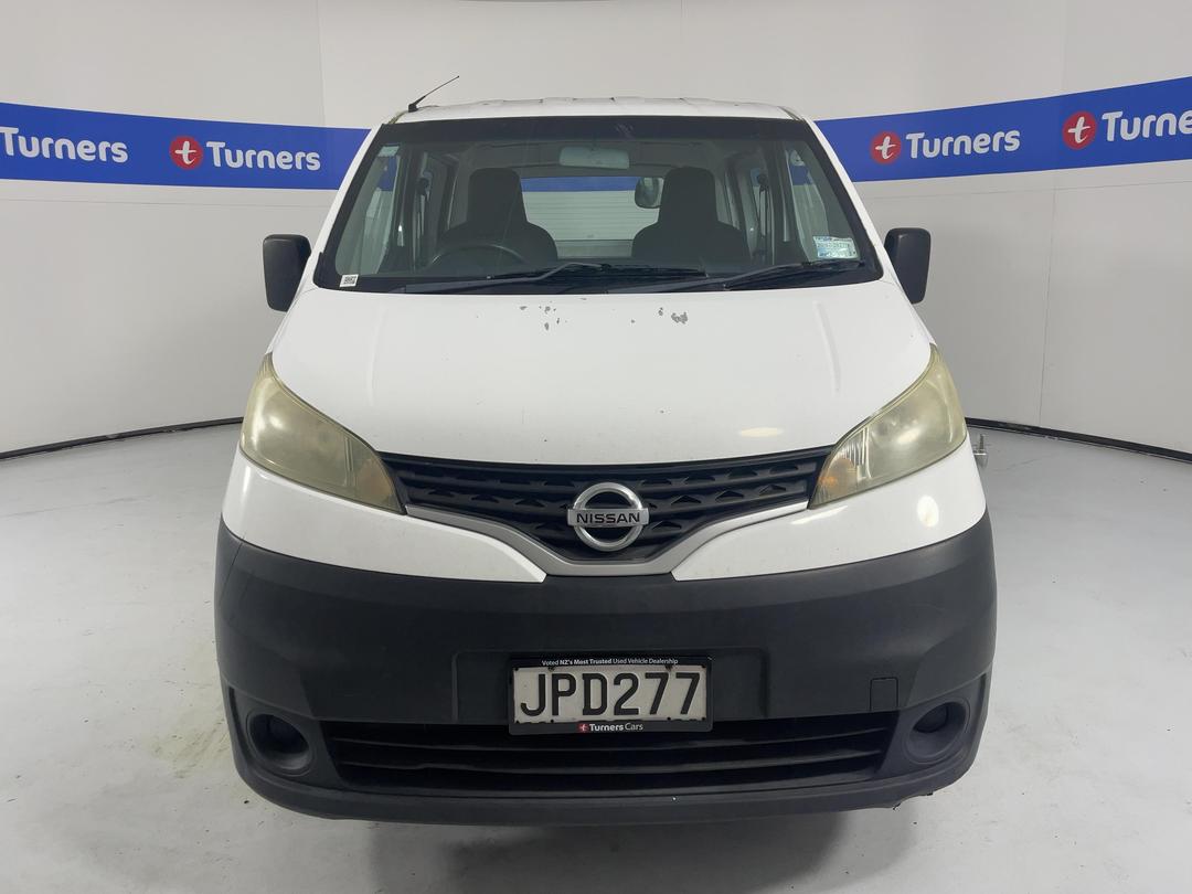 Photo '2' of Nissan NV200