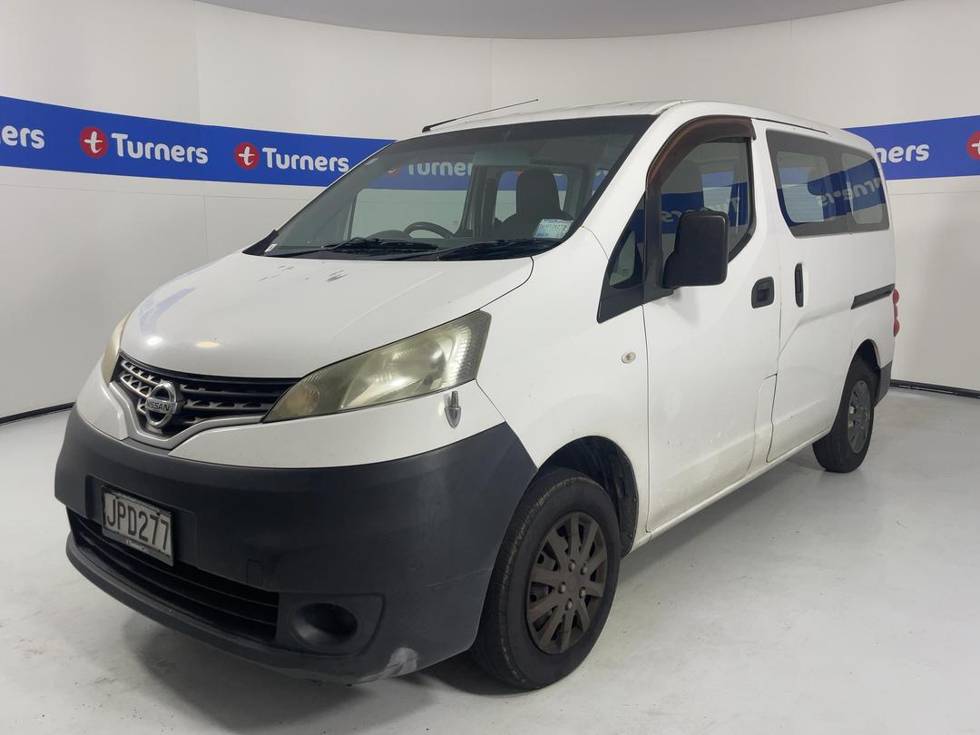 Photo '4' of Nissan NV200