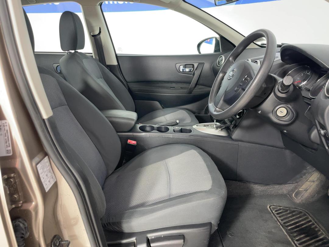 Photo '16' of Nissan Qashqai