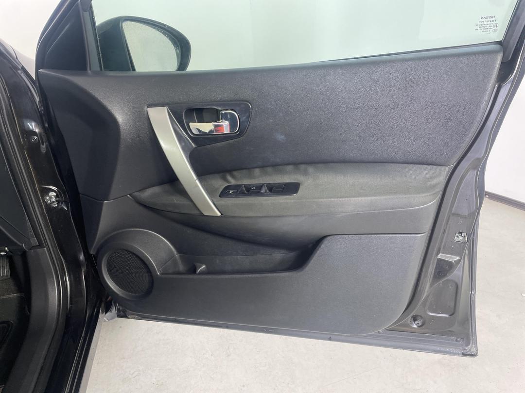 Photo '15' of Nissan Qashqai