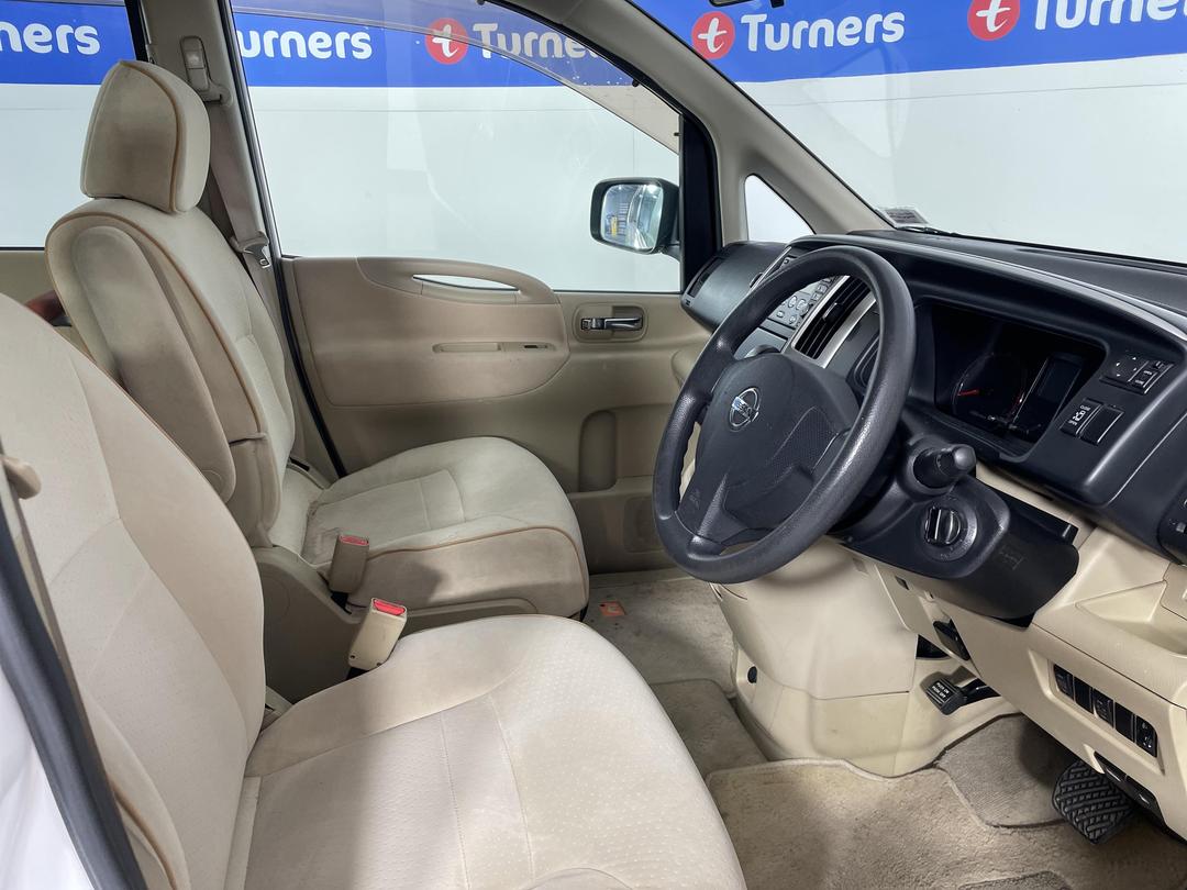 Photo '16' of Nissan Serena