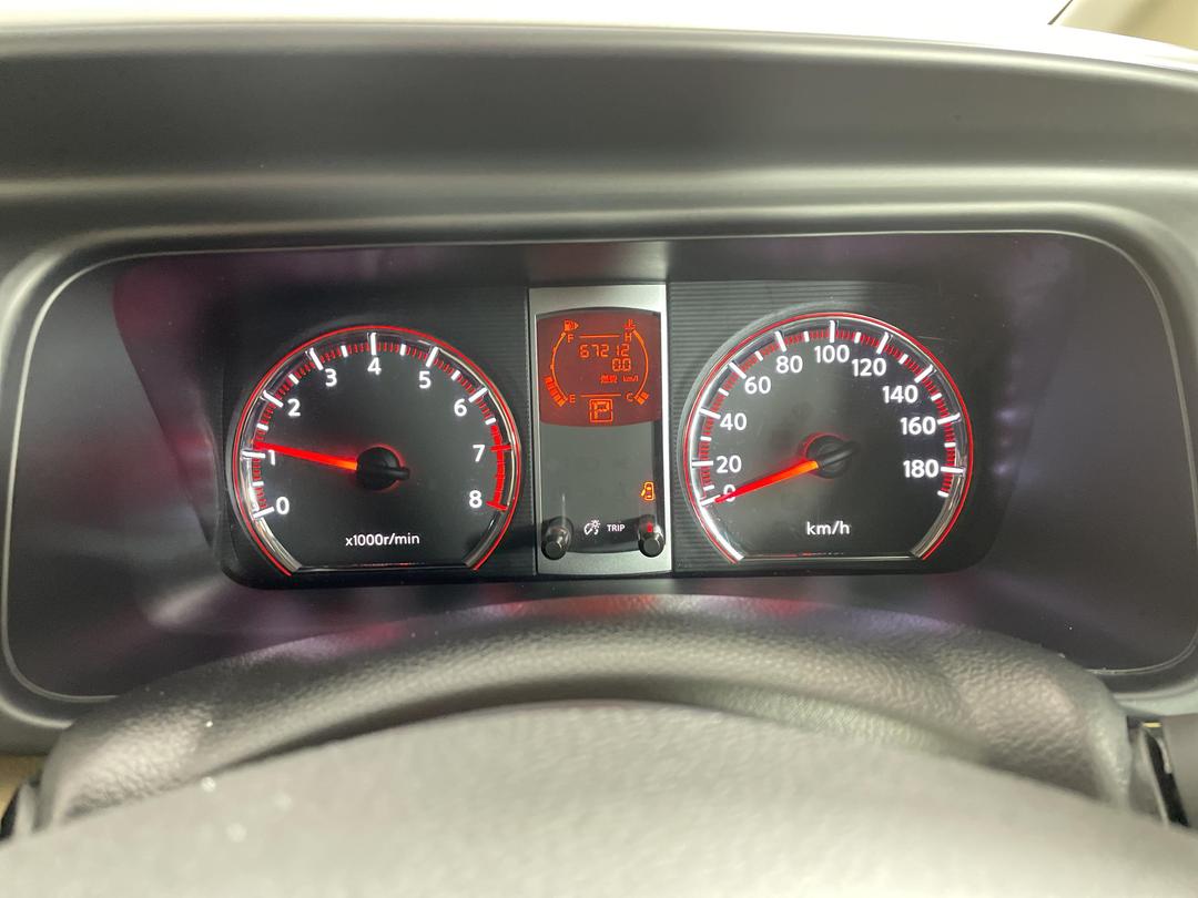 Photo '21' of Nissan Serena