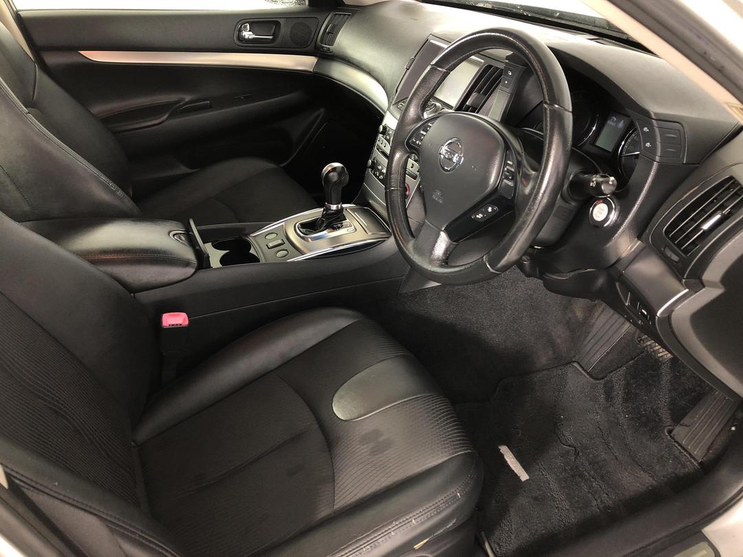 Photo '16' of Nissan Skyline